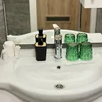 Проживание в семье Malna *