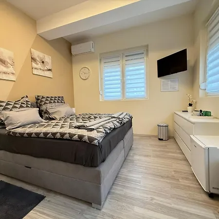 Malna Homestay szállás *